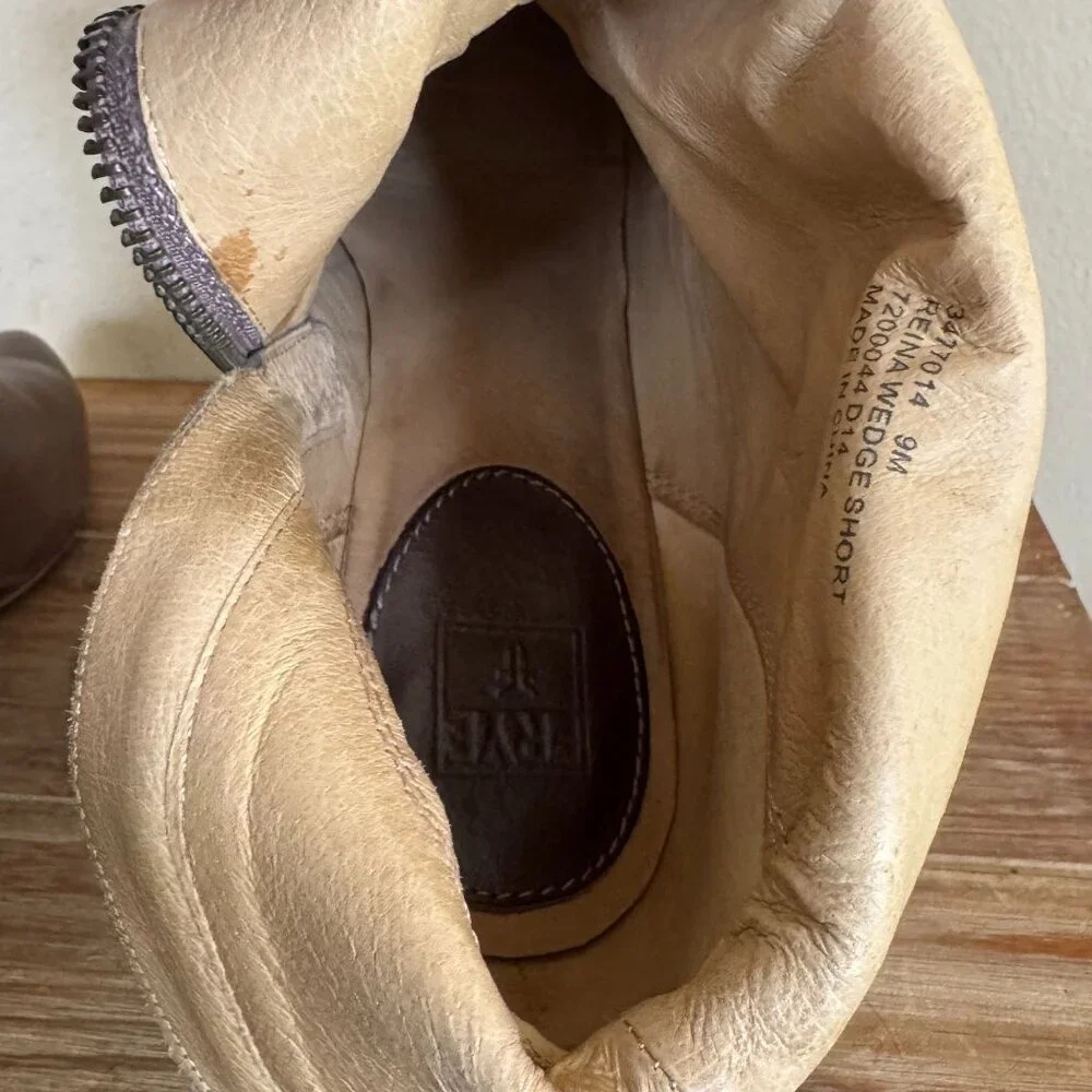 Frye Reina Taupe Gray Genuine Leather Covered Wedge Heel Short Ankle Boot Size 9